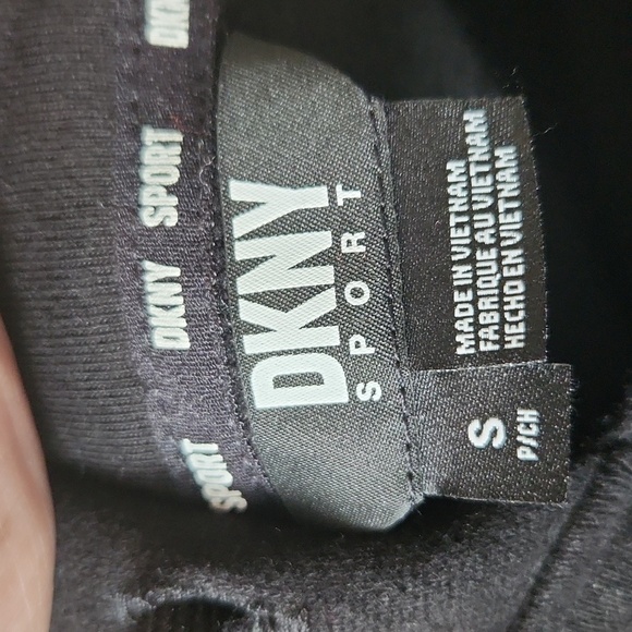 NWT! DKNY fleece hoodie - Picture 5 of 9